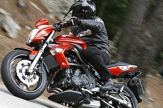 KAWASAKI ER-6N KAWASAKI ER-6N
