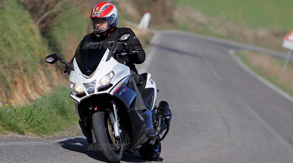 Aprilia SRV 850 motoit GALLERY