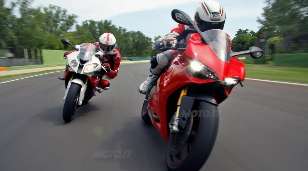 Bmw S1000RR vs Ducati 1199 Panigale Sfoglia la gallery