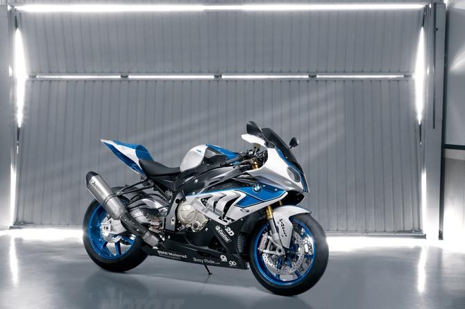 BMW S1000rr HP4 Sfoglia la gallery BMW S1000rr HP4 Sfoglia la gallery