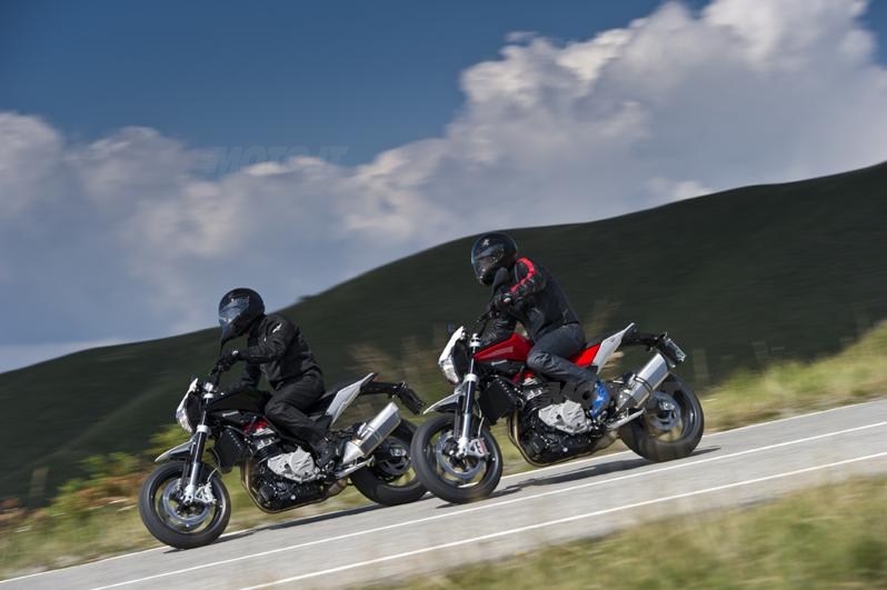 Husqvarna Nuda 900 e 900R (2) Husqvarna Nuda 900 e 900R (2)