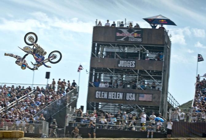 Red Bull X Fighters 2012 Glen Helen Sfoglia la gallery Red Bull X Fighters 2012 Glen Helen Sfoglia la gallery