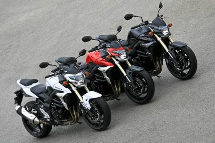 SUZUKI GSR750 (18) SUZUKI GSR750 (18)