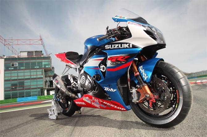 Suzuki Sert, sfiglia la gallery Suzuki Sert, sfiglia la gallery