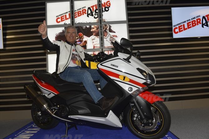 Yamaha TMAX 530 Ago edition Sfoglia la gallery